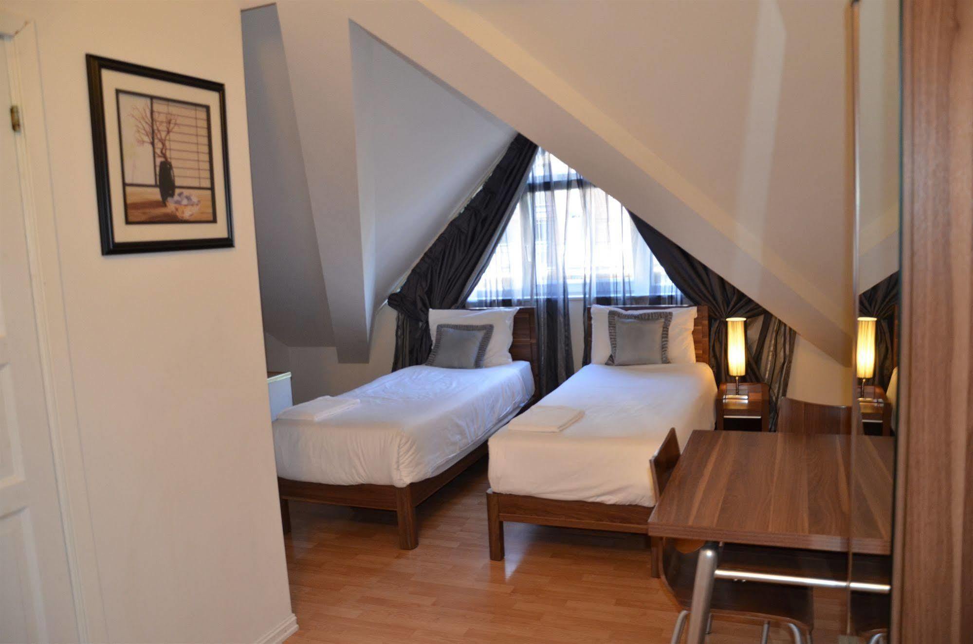 Central City Apartments 3*